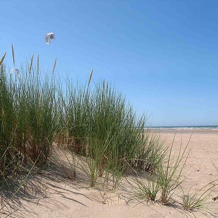 Hotel Club De La Plage Merville-Franceville-Plage Exterior foto